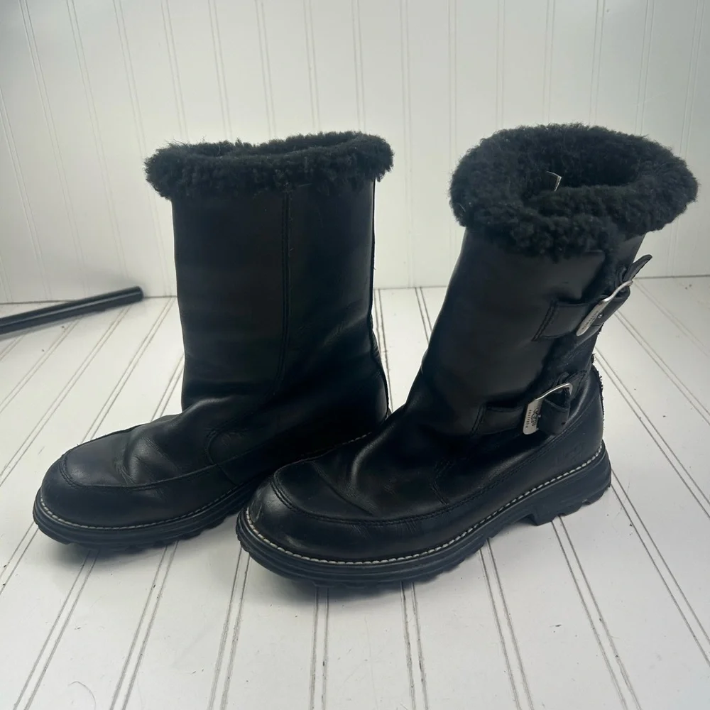 UGG Vintage Larkspur Black Leather Shearling Buckle Boots Women’s Size 6